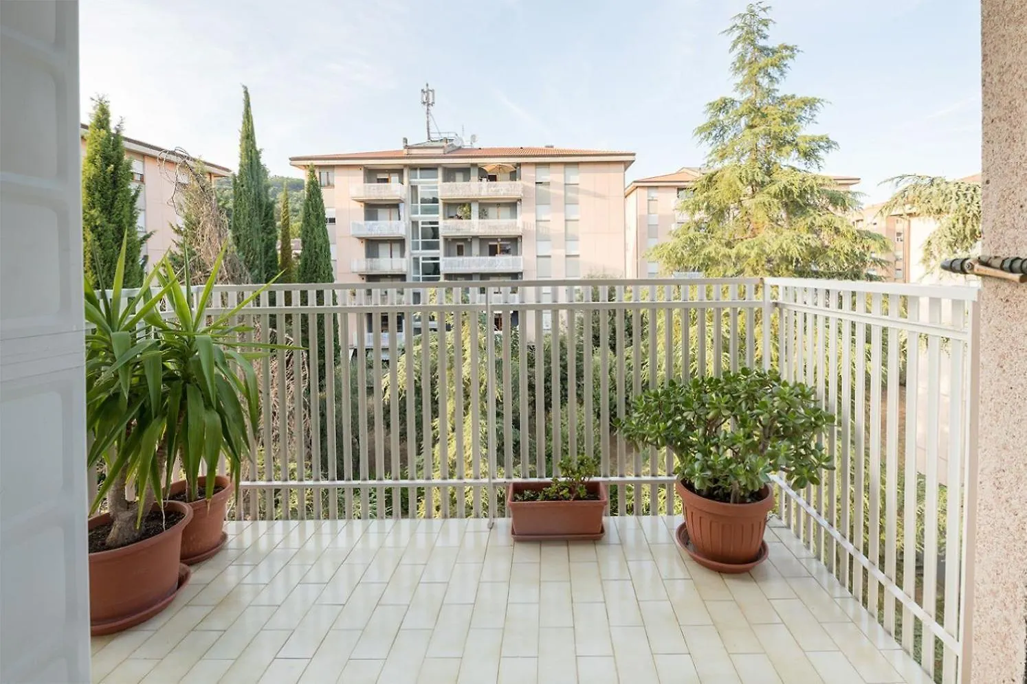 Shell Apartment - Spazioso Attico Con Wifi Gratuito E Posto Auto Perugia